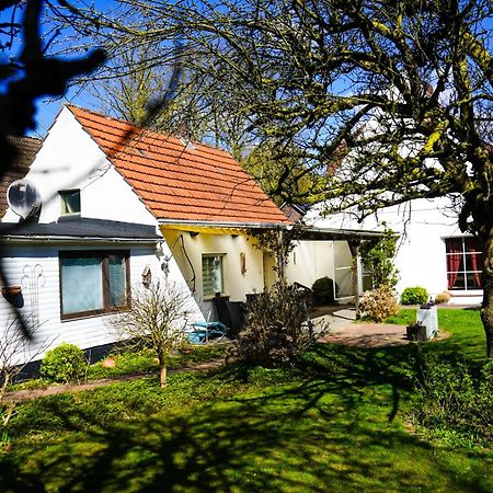 ברמן Gemuetliches Haus Mit Grossem Traumhaften Garten מראה חיצוני תמונה