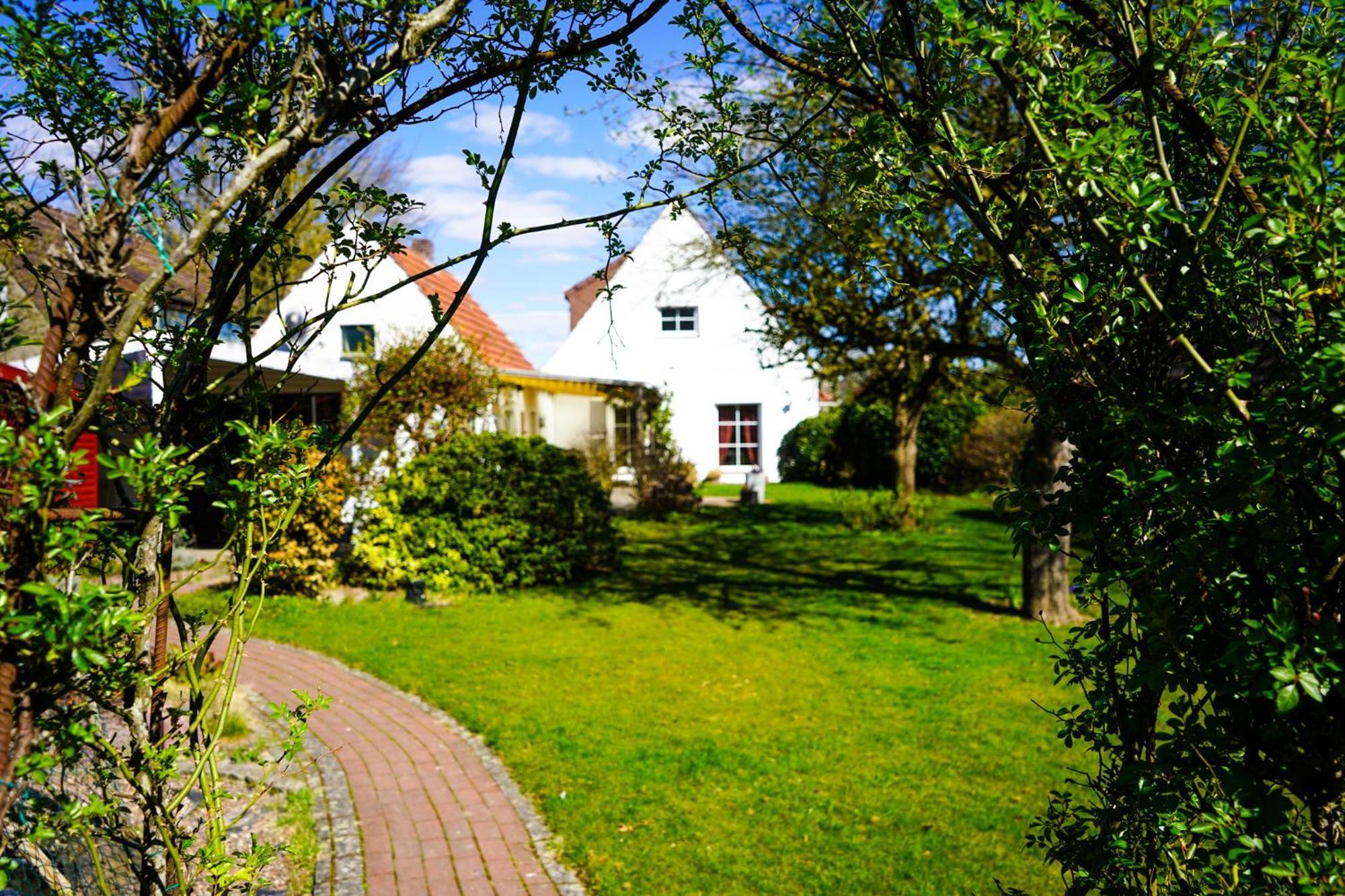 ברמן Gemuetliches Haus Mit Grossem Traumhaften Garten מראה חיצוני תמונה